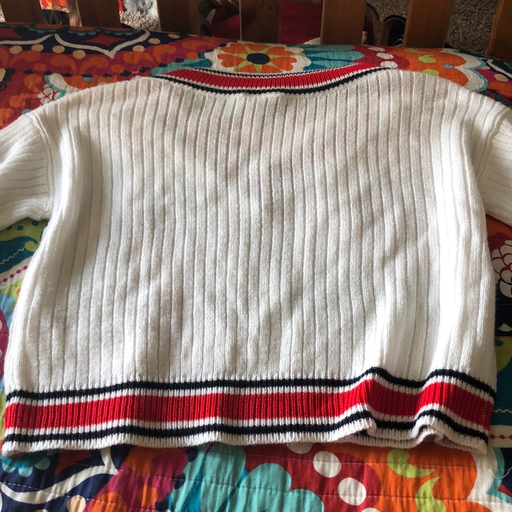 Sweater - Picture 5 of 5